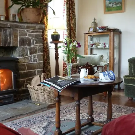 Lower Tresmorn Bed and breakfast 3*