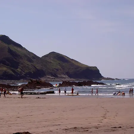 Lower Tresmorn 3* Crackington Haven